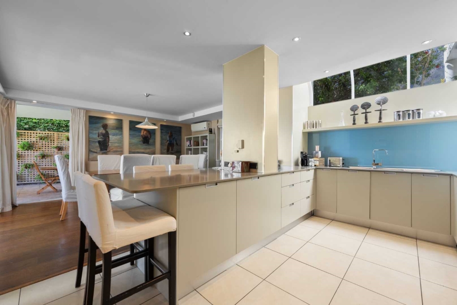 4 Bedroom Property for Sale in Camps Bay Western Cape